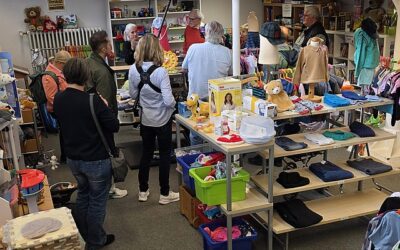 Starke Hilfe für den Secondhand-Verkauf: Ehrenamtliche packen im Kaufhaus der Mettmanner an